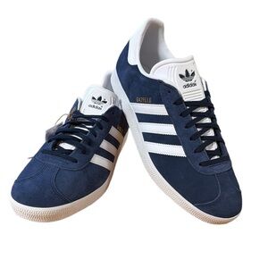 adidas Navy Gazelle Suede Sneakers with White Stripes Men’s Size 10.5 **NEW**